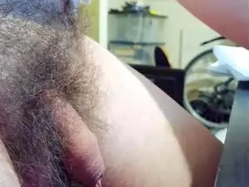 Chaturbate Private Sex Chat of smallhairyuncut