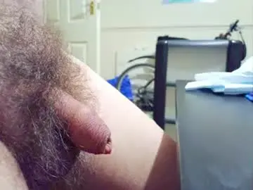 Chaturbate Nude Webcam of smallhairyuncut
