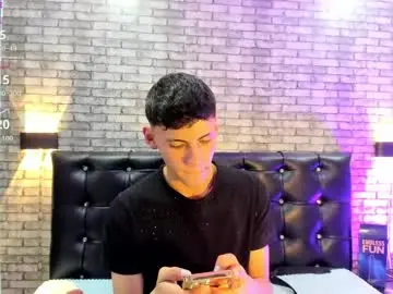 Chaturbate Sex Chat of smith_luxe
