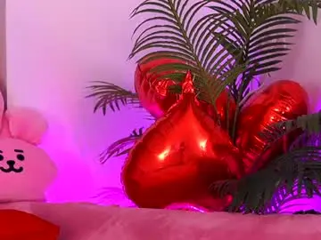 Chaturbate Live Sex Cam of therealfallingangel