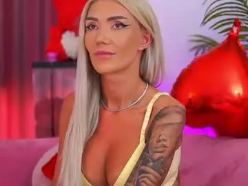 Chaturbate Live Sex Cam of therealfallingangel