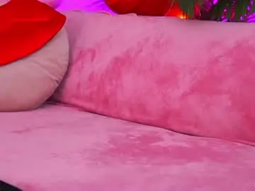 Chaturbate Live Sex Cam of therealfallingangel