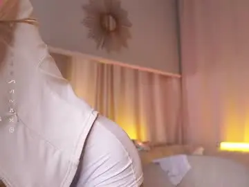 Chaturbate Live Sex of chiaraamore