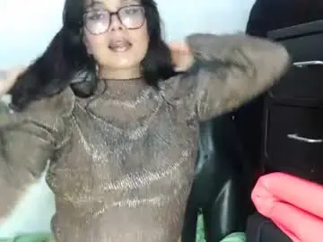 Chaturbate Private Sex Chat of esmeralda_hairy