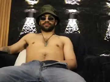 Chaturbate Sex Chat of leo_diaz01