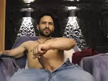 Chaturbate Free Live Porn of leo_diaz01