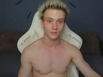 Chaturbate Live Sex Cam of pupsenish