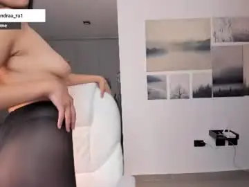 Chaturbate Live Porn of alexandra_ra1