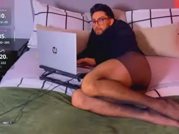 Chaturbate Live Sex Cam of zac_dass