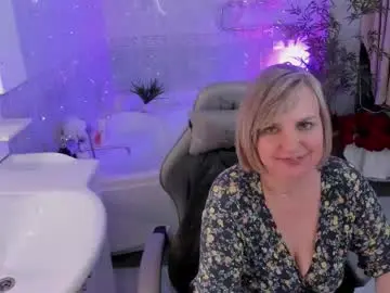 Chaturbate Live Sex Cam of bettygibsonn