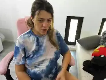 Chaturbate Live Sex Cam of dyanakaylin
