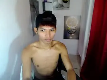 Chaturbate Free Porn Cam of janlloyd04