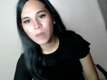 Chaturbate Private Sex Chat of asianblk_barbiedoll