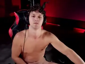 Chaturbate Free Porn Cam of dirty_boss