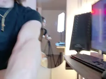 Chaturbate Free Porn Cam of madeleine_off