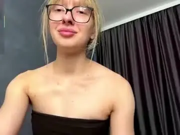 Chaturbate Watch Live Sex Cams of realwoman_live