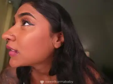 Chaturbate Free Porn Cam of sweetkarmababy