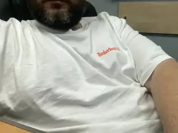 Chaturbate Watch Live Sex Cams of uncutdude321