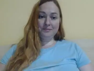 Chaturbate Live Sex Cam of zara_red