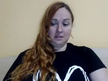Chaturbate Live Sex Cam of zara_red