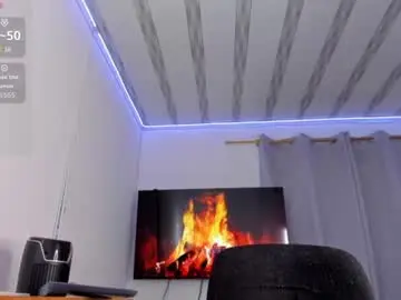 Chaturbate Live Sex Cam of benji_andrew