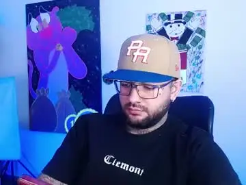Chaturbate Nude Webcam of cloudy_master99