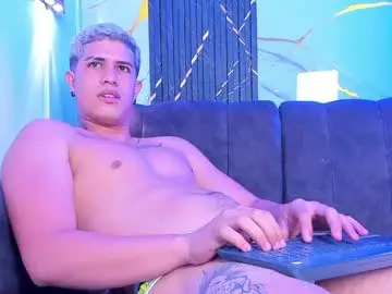 Chaturbate Nude Webcam of dominic_connor