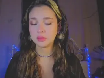 Chaturbate Live Sex Cam of funny_whotsss