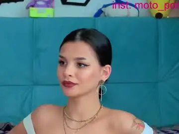 Chaturbate Live Sex Cam of moto_ponchik