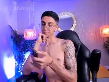 Chaturbate Free Porn Cam of gio_carangi