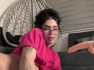 Chaturbate Live Sex Cam of samanthabernardo_