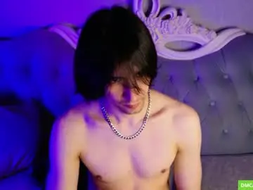 Chaturbate Adult Video Chat of calvinowens