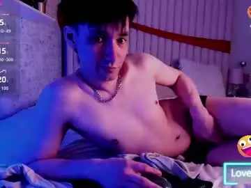 Chaturbate Adult Video Chat of calvinowens