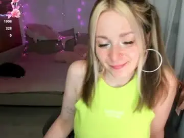 Chaturbate Watch Live Sex Cams of izzyholly