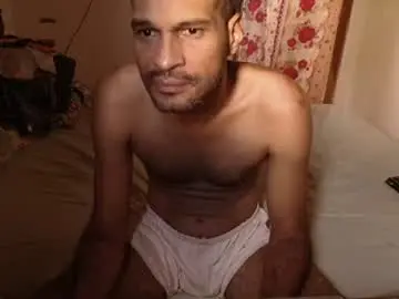 Chaturbate Live Sex Cam of marqtycus