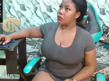 Chaturbate Live Sex Cam of niawk_29_