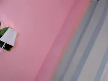 Chaturbate Watch Live Sex Cams of petite_steffi69