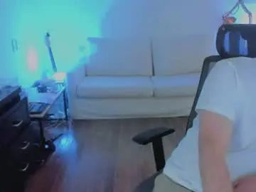 Chaturbate Live Sex Cam of andy0pandi