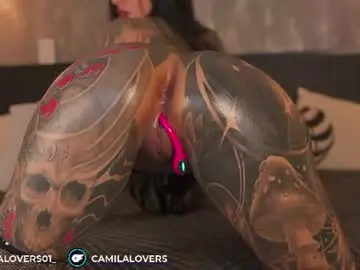 Chaturbate Nude Webcam of camilalovers01