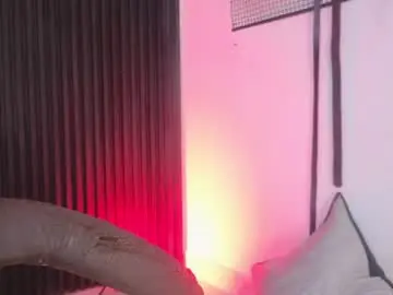 Chaturbate Sex Cam of issafoxx
