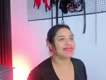 Chaturbate Adult Video Chat of issafoxx