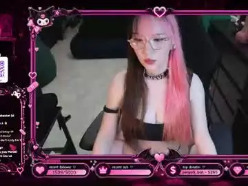 Chaturbate Live Sex Cam of maya_viola