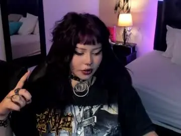 Chaturbate Nude Webcam of miaamane02