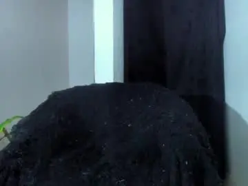 Chaturbate Live Sex Cam of shooter_boy_