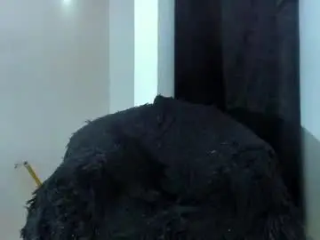 Chaturbate Live Porn of shooter_boy_