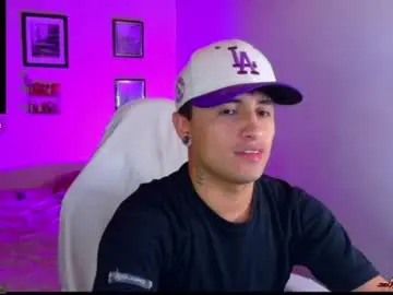Chaturbate Best live sex cam show of boylatin_777