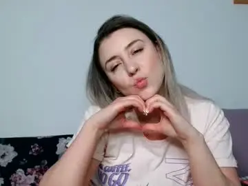 Chaturbate Live Sex Cam of dalyana22