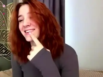 Chaturbate Live Sex Cam of katricetkacik