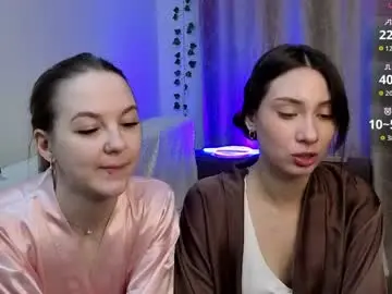 Chaturbate Live Sex Cam of pamilarakestraw