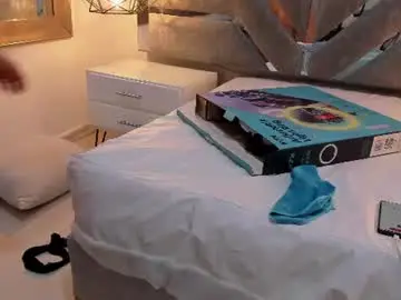 Chaturbate Sex Cam of slut_milf_